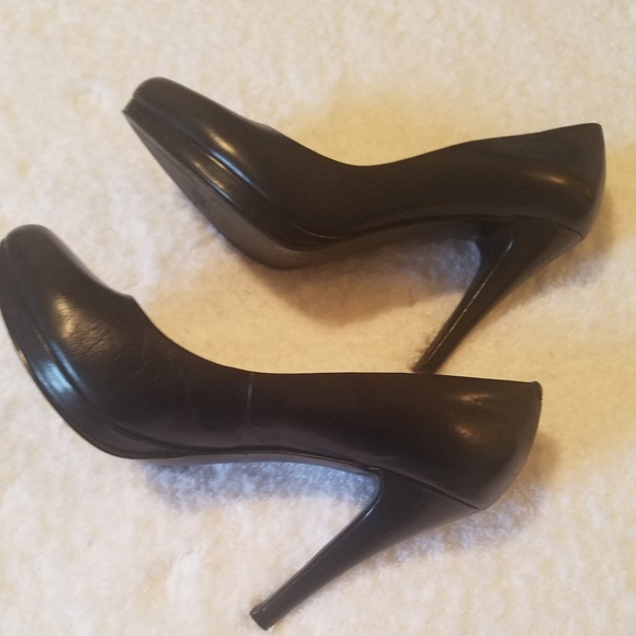 Nine West Pumps - Picture 2 of 3